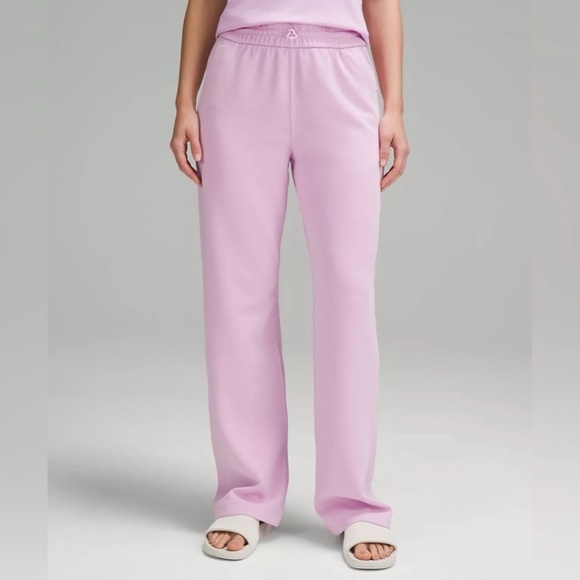 lululemon athletica Pants - Lululemon Softstreme High Rise Pant Vita Pink Straight Leg Sweatpant Size 6 NWT